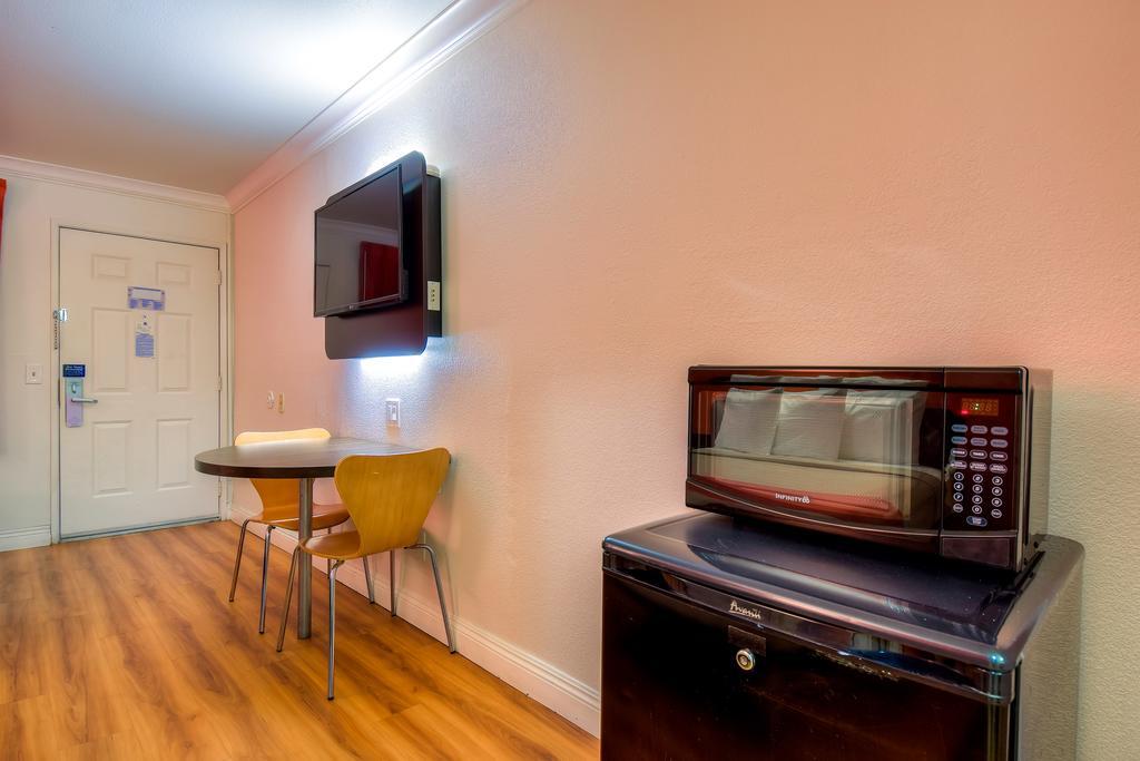 Motel 6-Menifee, Ca Zewnętrze zdjęcie