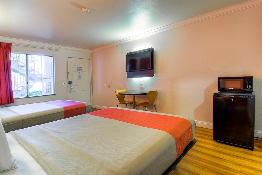 Motel 6-Menifee, Ca Zewnętrze zdjęcie
